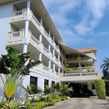 Hotel Royal Retreat Sambalpur Dış mekan fotoğraf