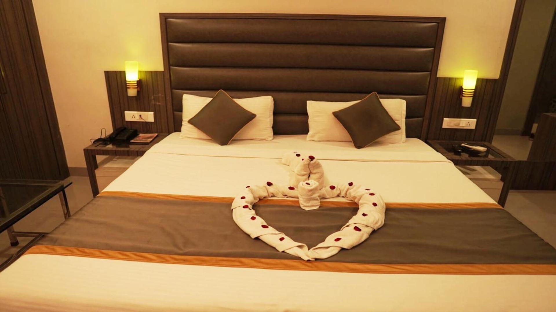 Hotel Royal Retreat Sambalpur Dış mekan fotoğraf