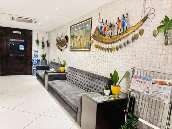Hotel Royal Retreat Sambalpur Dış mekan fotoğraf